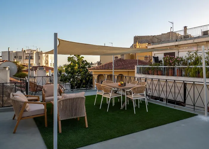 Live Life Plaka Apartment