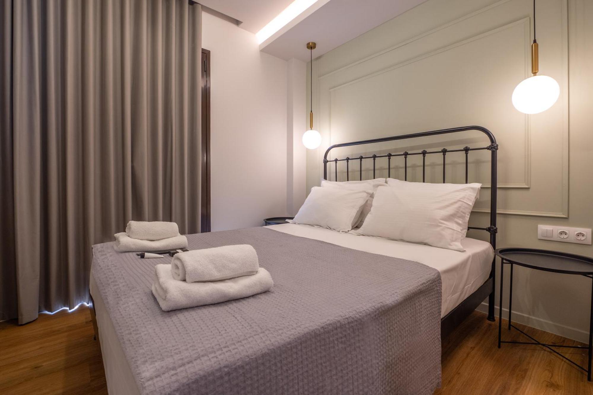 Live Life Plaka Apartment *